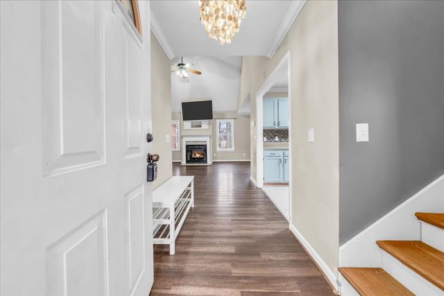 306 Blackberry Ln, Manchester, TN 37355