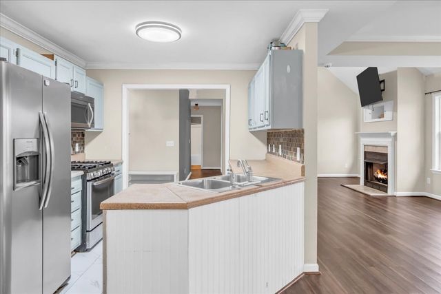 306 Blackberry Ln, Manchester, TN 37355