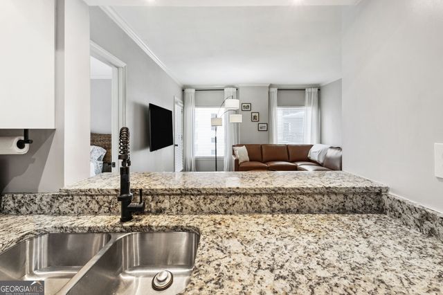 275 13th Street NE 401, Atlanta, GA 30309