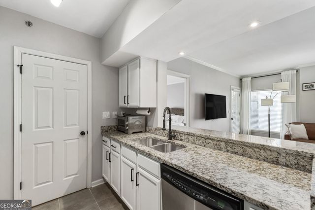 275 13th Street NE 401, Atlanta, GA 30309