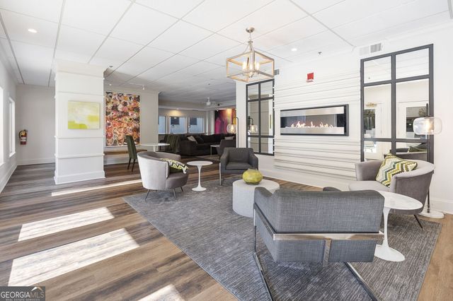 275 13th Street NE 401, Atlanta, GA 30309