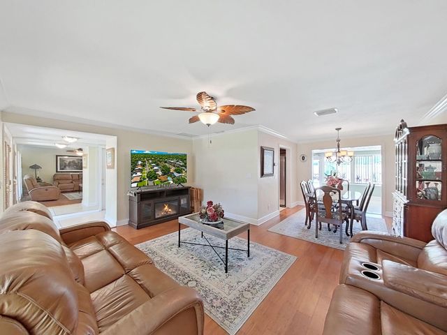 1110 MCLEAN STREET, Dunedin, FL 34698