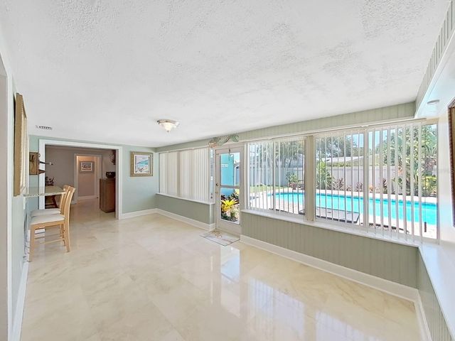 1110 MCLEAN STREET, Dunedin, FL 34698