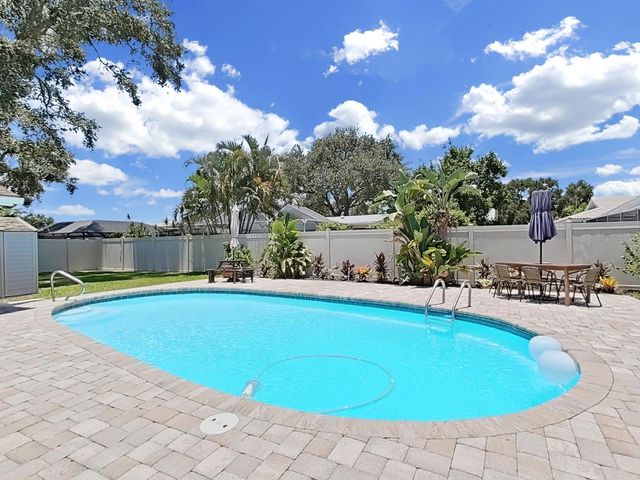 1110 MCLEAN STREET, Dunedin, FL 34698