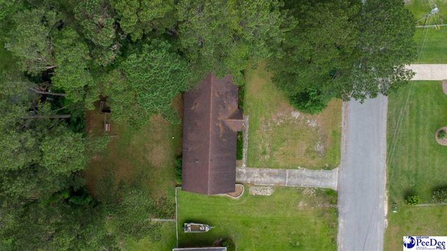 2206 W Piccadilly Dr, Florence, SC 29501