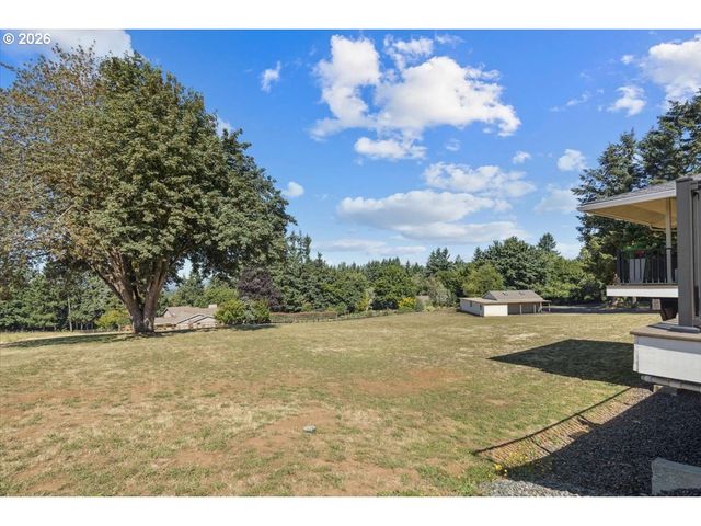 2010 Sw SCHAEFFER Rd, West Linn, OR 97068