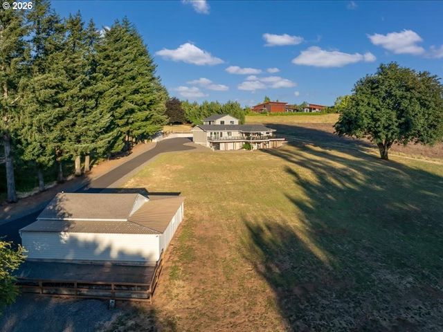 2010 Sw SCHAEFFER Rd, West Linn, OR 97068