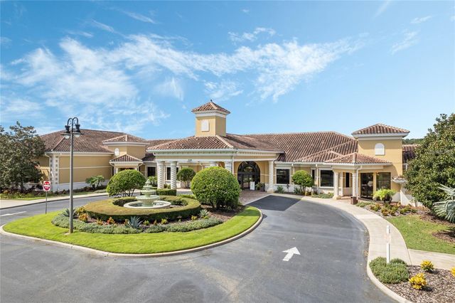 3640 SOLANA CIRCLE 11B, Clermont, FL 34711