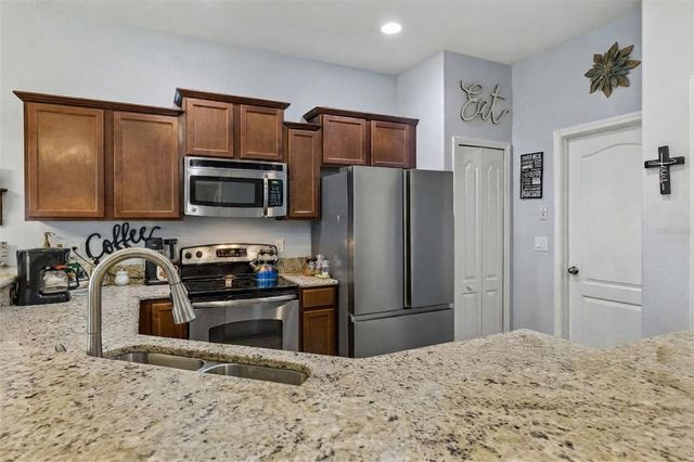 3640 SOLANA CIRCLE 11B, Clermont, FL 34711