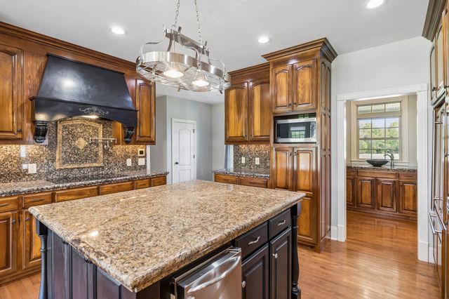 193 Bynum Rd, Bell Buckle, TN 37020