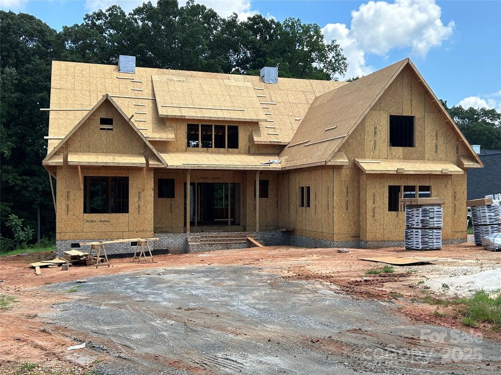 130 Mcneil Lane, Mooresville, NC 28117