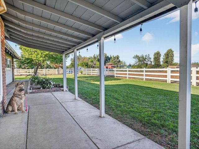 3765 N Greenwood Avenue, Sanger, CA 93657