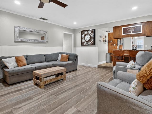 3765 N Greenwood Avenue, Sanger, CA 93657