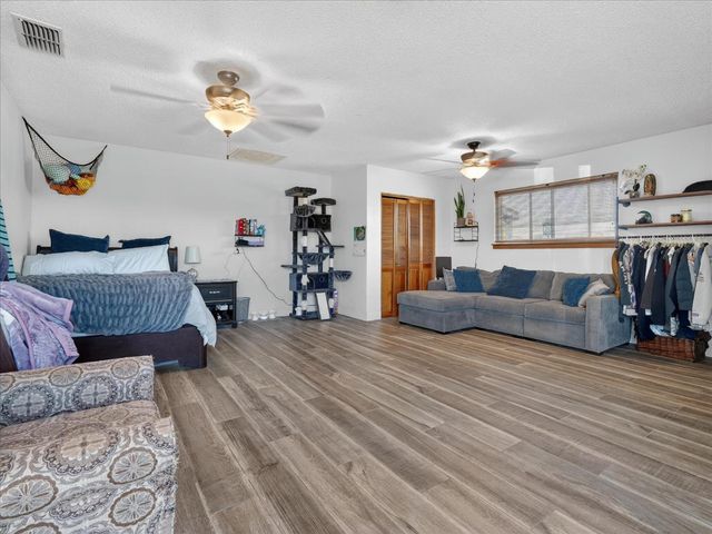 3765 N Greenwood Avenue, Sanger, CA 93657