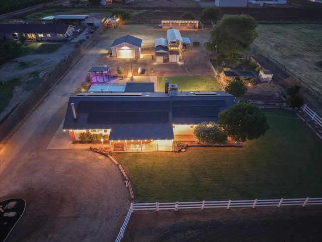 3765 N Greenwood Avenue, Sanger, CA 93657