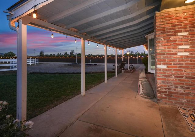 3765 N Greenwood Avenue, Sanger, CA 93657