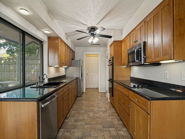 1902 Richland Drive, Richardson, TX 75081