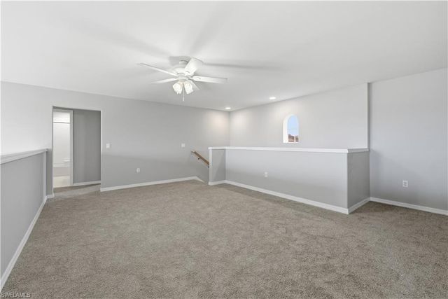 2067 Vermont LN, Naples, FL 34120