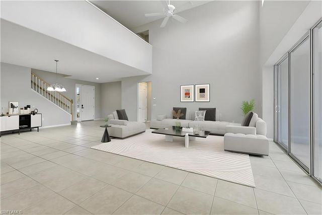 2067 Vermont LN, Naples, FL 34120