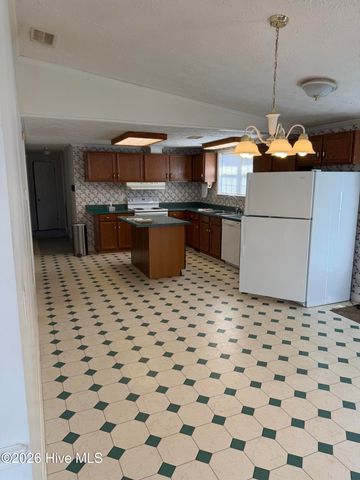 100 Sim Dawson Road, New Bern, NC 28562