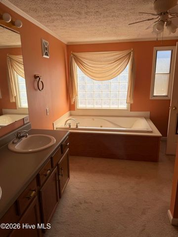 100 Sim Dawson Road, New Bern, NC 28562