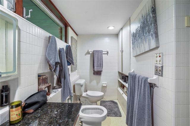 10134 WHITE TROUT LANE, Tampa, FL 33618