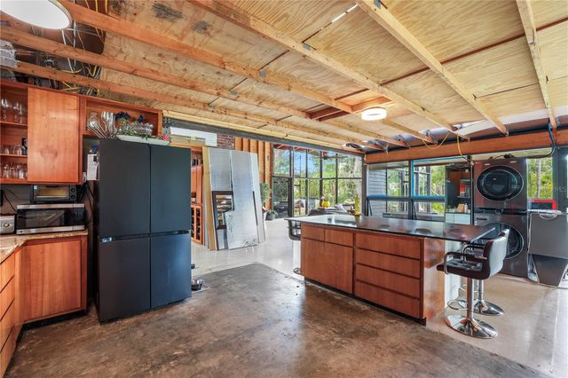 10134 WHITE TROUT LANE, Tampa, FL 33618