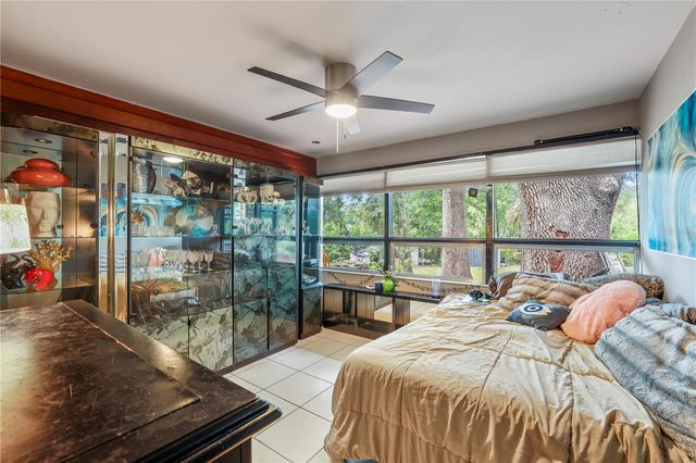 10134 WHITE TROUT LANE, Tampa, FL 33618