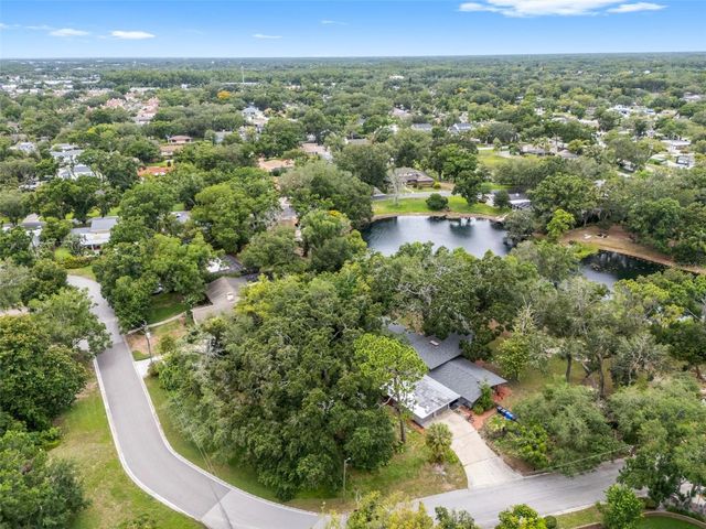 10134 WHITE TROUT LANE, Tampa, FL 33618