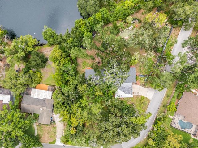 10134 WHITE TROUT LANE, Tampa, FL 33618