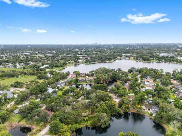 10134 WHITE TROUT LANE, Tampa, FL 33618
