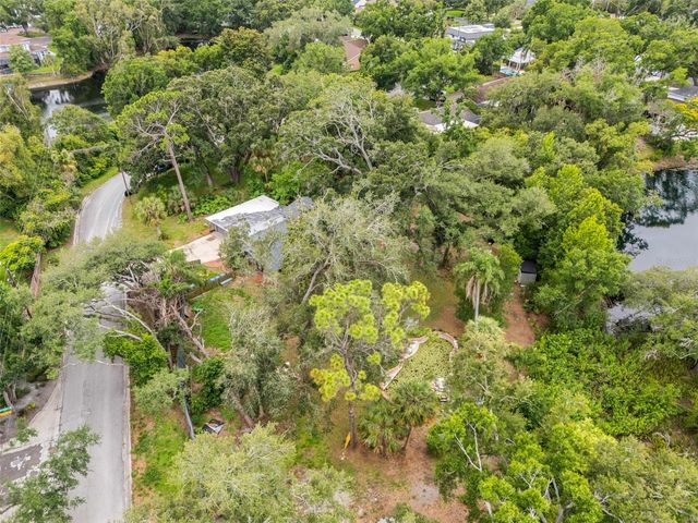 10134 WHITE TROUT LANE, Tampa, FL 33618