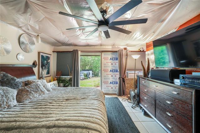 10134 WHITE TROUT LANE, Tampa, FL 33618