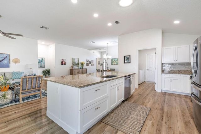 2237 AVON LOOP, The Villages, FL 32162
