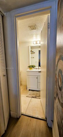 4804 NW 79th Ave 201, Doral, FL 33166