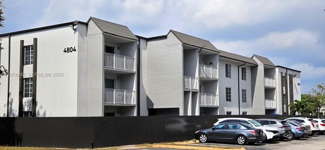 4804 NW 79th Ave 201, Doral, FL 33166