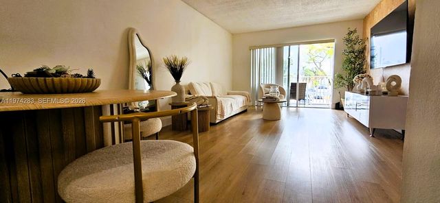 4804 NW 79th Ave 201, Doral, FL 33166