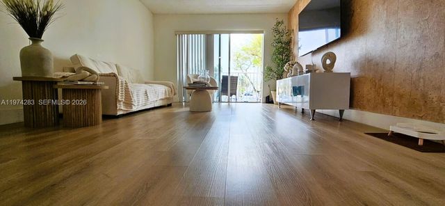 4804 NW 79th Ave 201, Doral, FL 33166