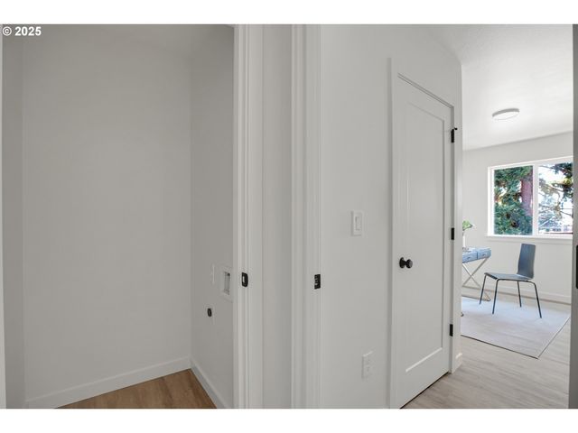 14816 Ne Couch St 3, Portland, OR 97230