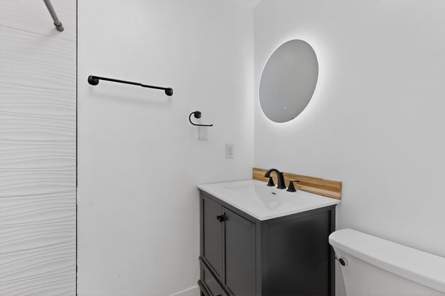 32 Lucero A-B, Santa Fe, NM 87508