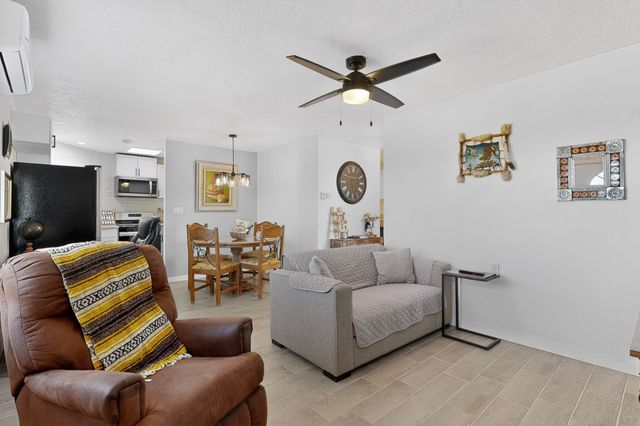 32 Lucero A-B, Santa Fe, NM 87508