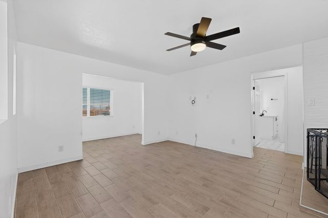 32 Lucero A-B, Santa Fe, NM 87508