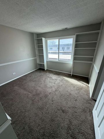 1321 COURT O Court, Hanover Park, IL 60133