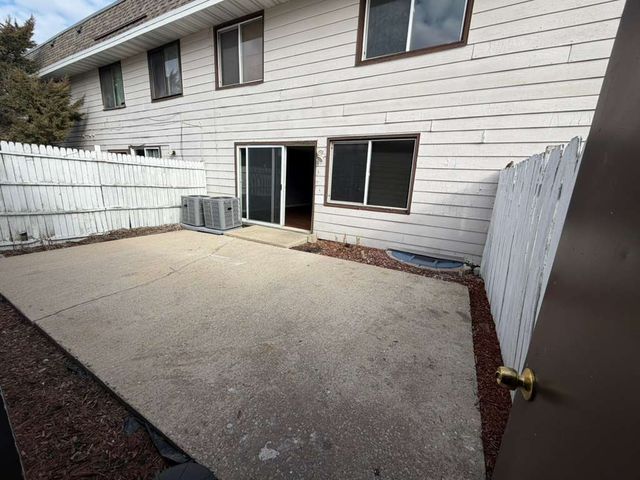 1321 COURT O Court, Hanover Park, IL 60133