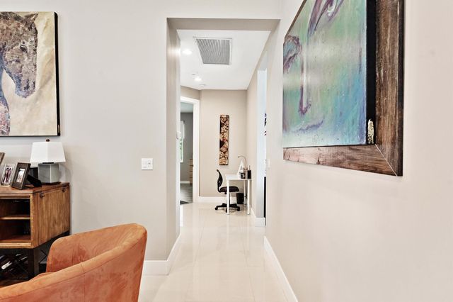 11710 Paradise Cove Lane, Wellington, FL 33449