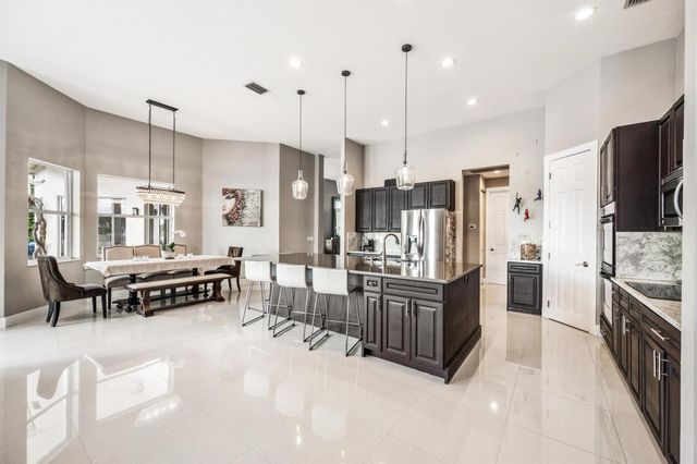 11710 Paradise Cove Lane, Wellington, FL 33449