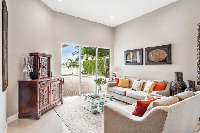 11710 Paradise Cove Lane, Wellington, FL 33449