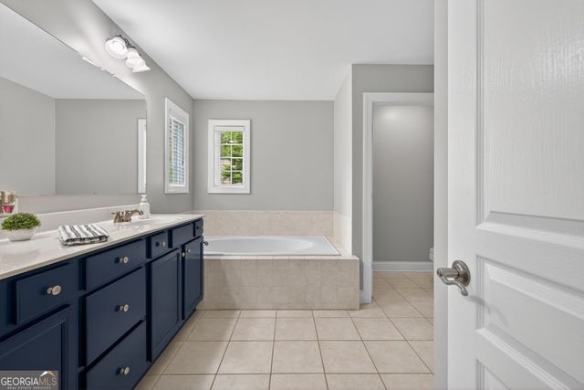 7819 Brass Lantern Drive, Flowery Branch, GA 30542