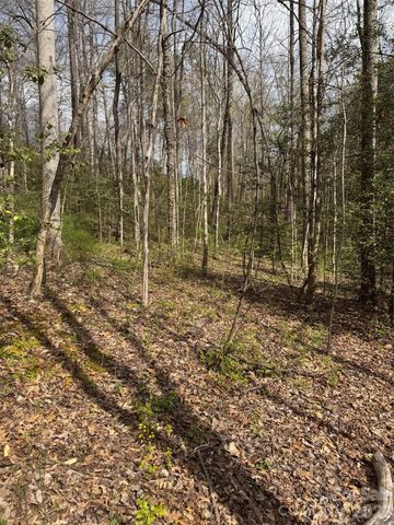 315 N River Road, Sylva, NC 28779