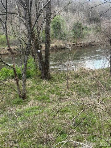 315 N River Road, Sylva, NC 28779